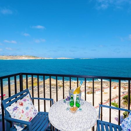 Islet Promenade Seafront Family Apartment With 2 Balconies By Getawaysmalta San Pawl il-Baħar Kültér fotó