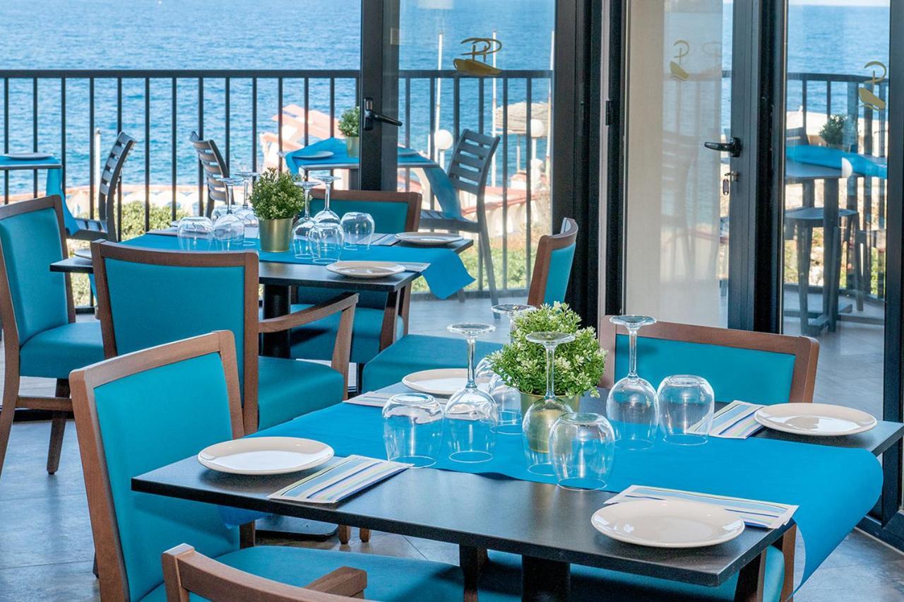 Islet Promenade Seafront Family Apartment With 2 Balconies By Getawaysmalta San Pawl il-Baħar Kültér fotó